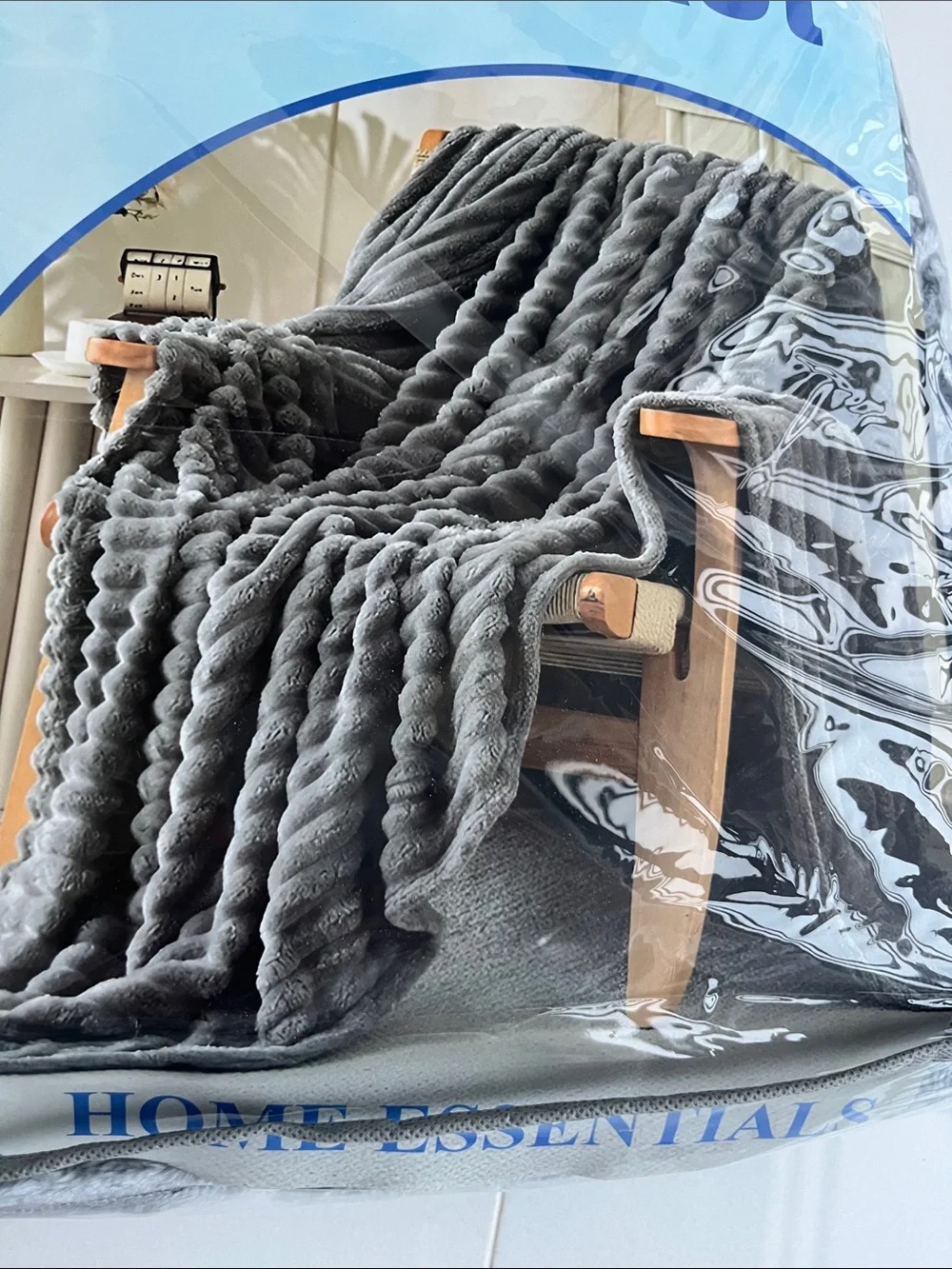 Fleece Throw Blanket - Gray